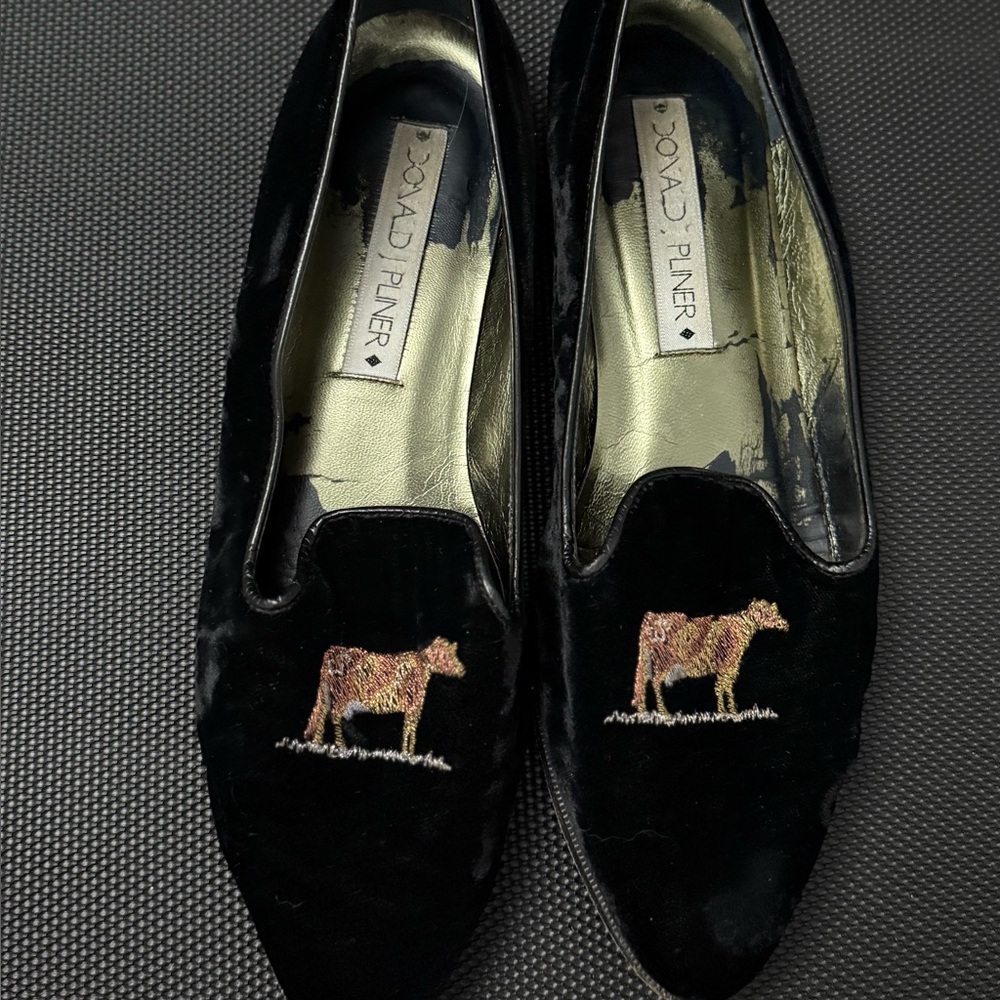 RARE 90s Donald J. Pligner Cow Velvet Loafers